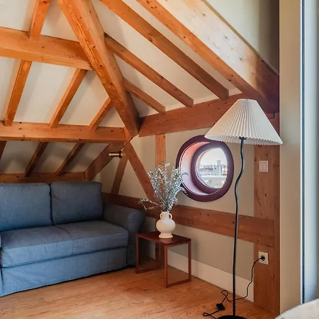 Apartment Alves Da Veiga 3*