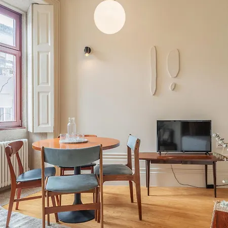 Alves Da Veiga Apartment 3*