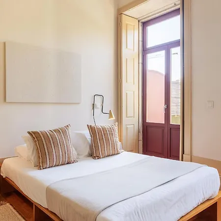 Apartment Alves Da Veiga 3*