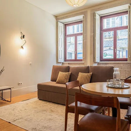 Alves Da Veiga Apartment Porto