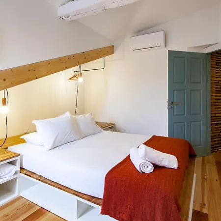 Maison Alves Da Veiga 公寓