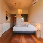 Maison Alves Da Veiga *