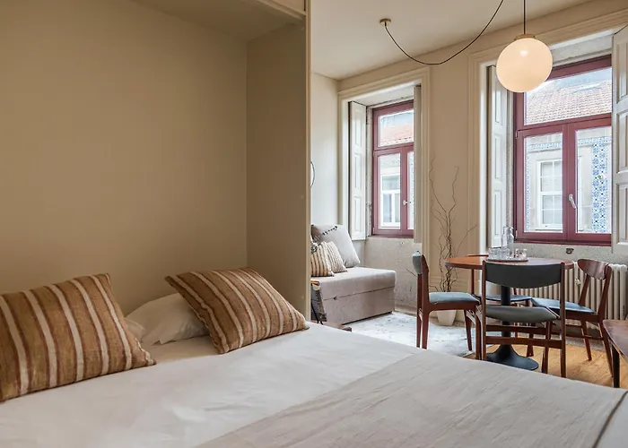 Maison Alves Da Veiga * Porto